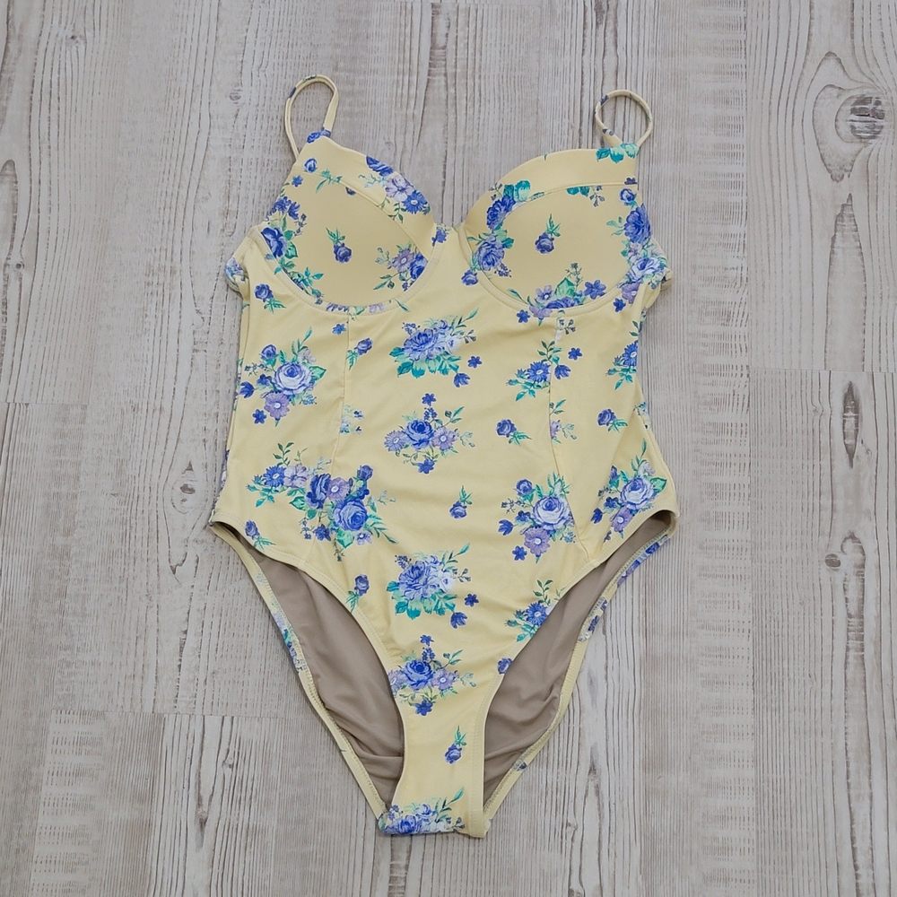 NWT We Wore What Golden Hour Floral One Piece Swimsuit in Soft Yellow and Blue L - Picture 3 of 11